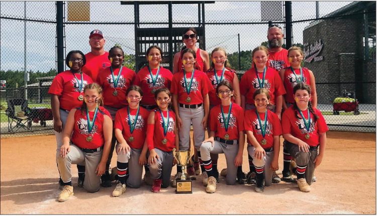 Lyons 10U Girls Win Championship