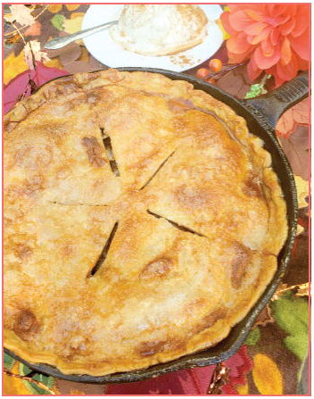 Enjoying the scents of Autumn  with Skillet Apple Pie
