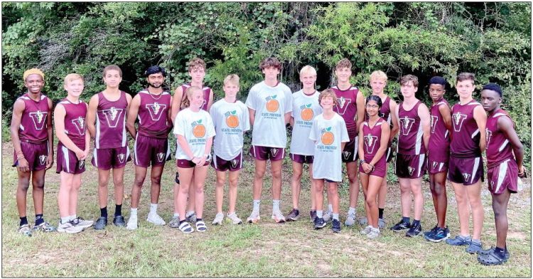 VHS Indians Run At Jeff Davis