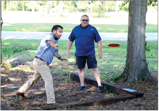 Real Squeal Disc Golf