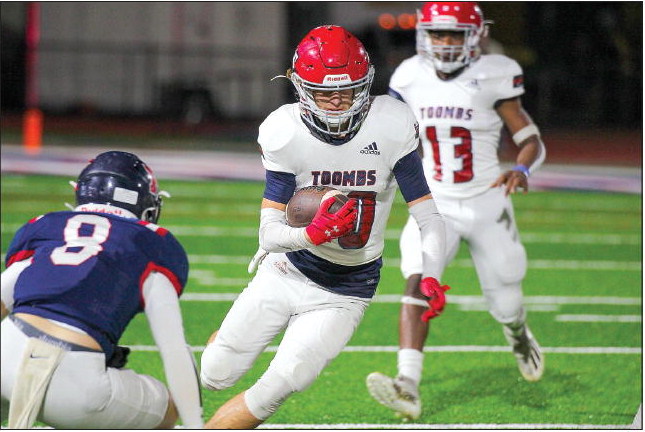 Bulldogs Fall To Putnam Bulldogs Fall To Putnam
