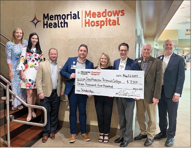 Memorial Health Meadows  Hospital Donates $7,500 to  Southeastern Technical College