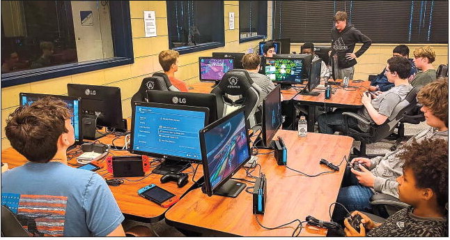 TCHS Esports Gearing Up