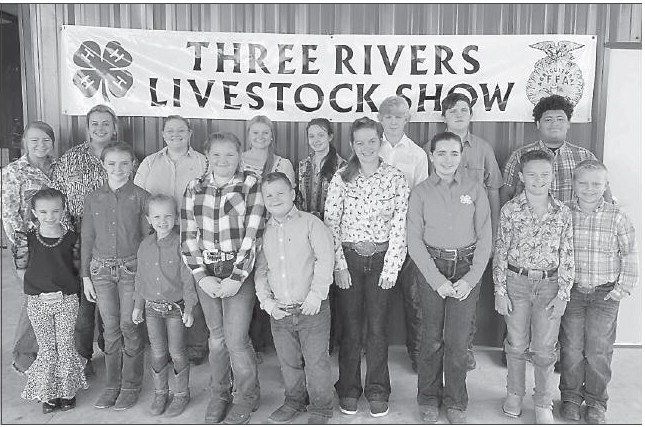 Wheeler County Hosts Three Rivers Hog Show