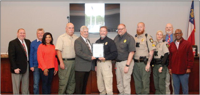 Lyons City Council Honors Law Enforcement