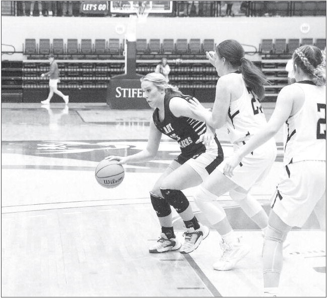 Meredith Durden works her way ….