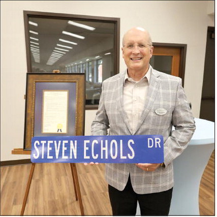 Brewton-Parker College Honors  Dr. Steven Echols for a Decade of  Transformative Leadership