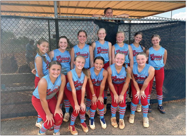 Lyons 12U Girls Take 2nd In District