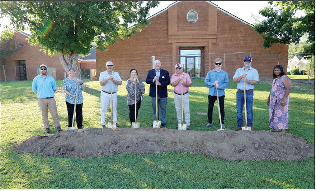 Brewton-Parker Breaks  Ground on New Nursing Facility