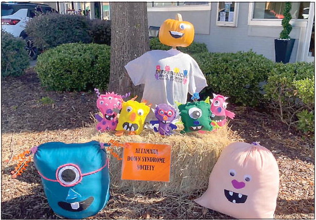Scarecrows ‘Round Downtown  Sign-Ups Due By September 29