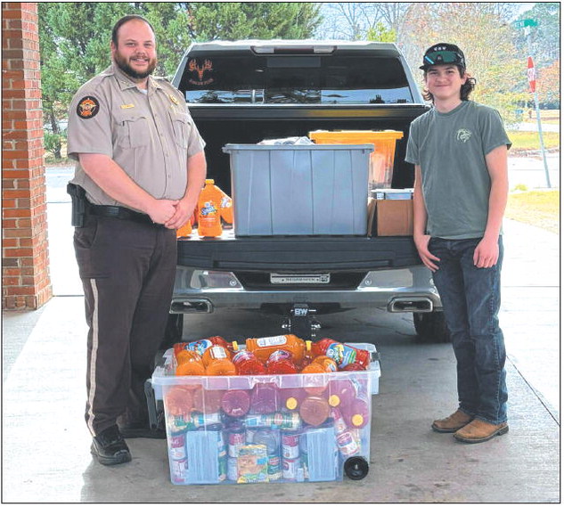 Wheeler County Teen  Feeds 150 Families