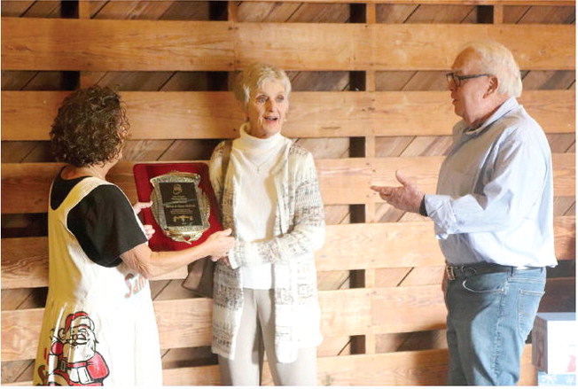 Lyons Announces Annual  Lighted Christmas  Parade Grand Marshals