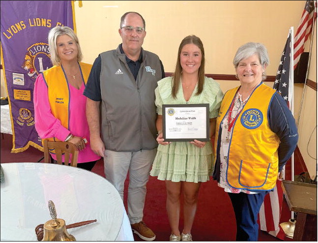 Lyons Lions Recognizes  Outstanding Students