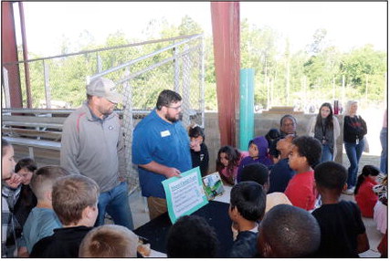 Farm Day Immerses Students in Agriculture