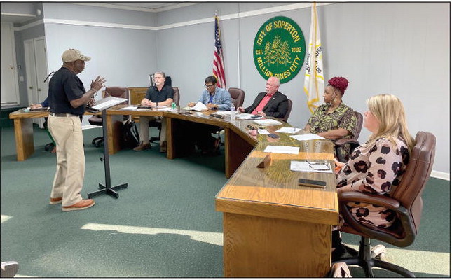 Soperton Resident Complains of Mistreatment by City Police