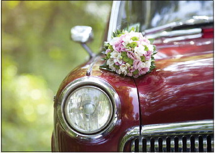 Navigating wedding transportation
