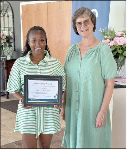 Memorial Health Meadows Hospital Auxiliary Awards Scholarships