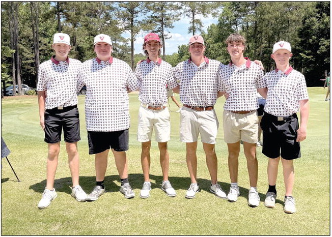 Indians Golfers Secure Top-10 Finishes