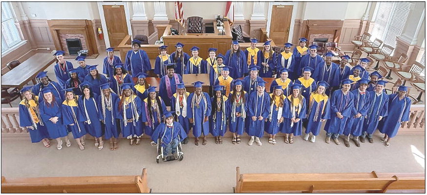 MoCo Comes Together to Celebrate Graduates