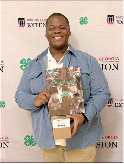 Toombs Senior 4-H’ers Receive Highest Honors